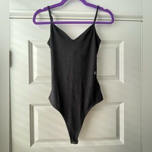 BNWT AE Crossback bodysuitt